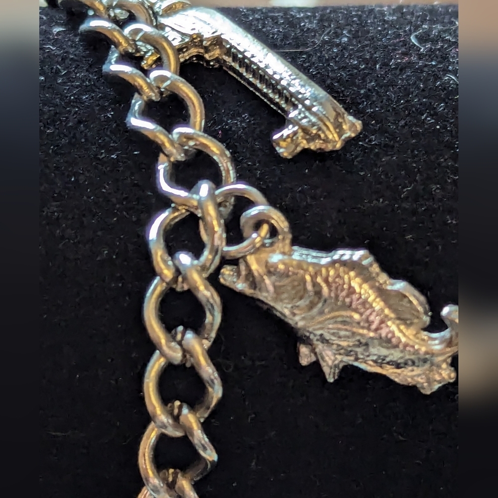 Silvertone Charm Bracelet St. Lawrence Seaway, Fish, Indian Head Bridge Two Ship